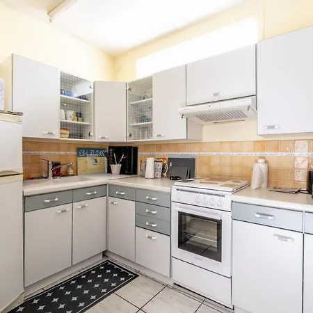 Aux Pins Maritimes - A22